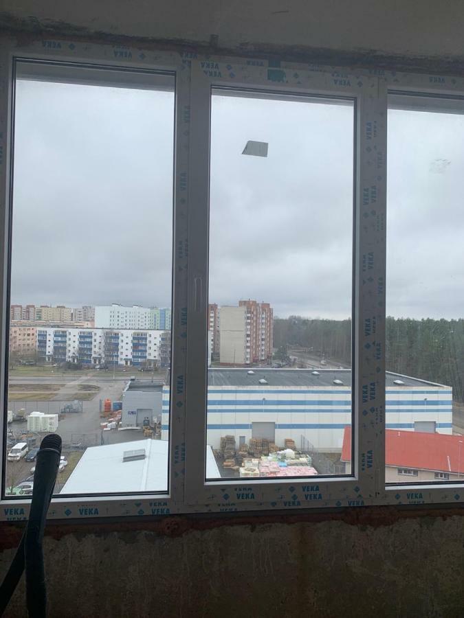 Ореховая Горка Апартаменты С Балконом И Лифтом Narva Exterior photo
